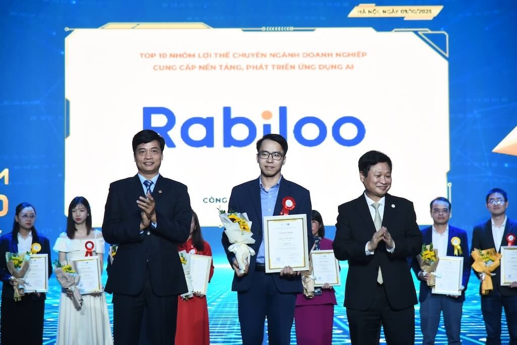 Rabiloo、「ベトナムデジタル技術企業トップ10 2025」3部門で受賞